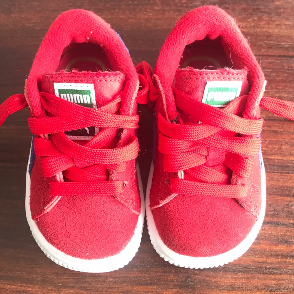 Baby pumas size 4
